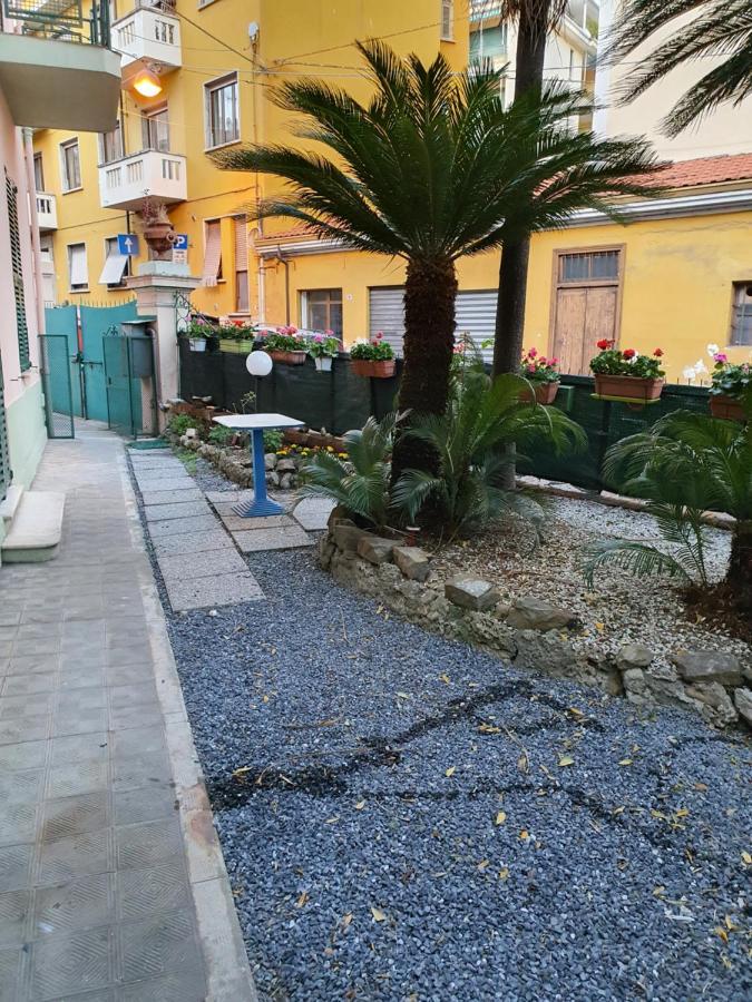 Villa Arcobaleno Rondo Garibaldi San Remo Extérieur photo