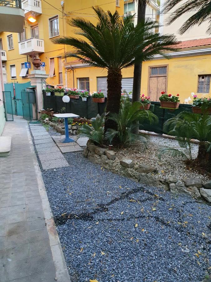 Villa Arcobaleno Rondo Garibaldi San Remo Extérieur photo